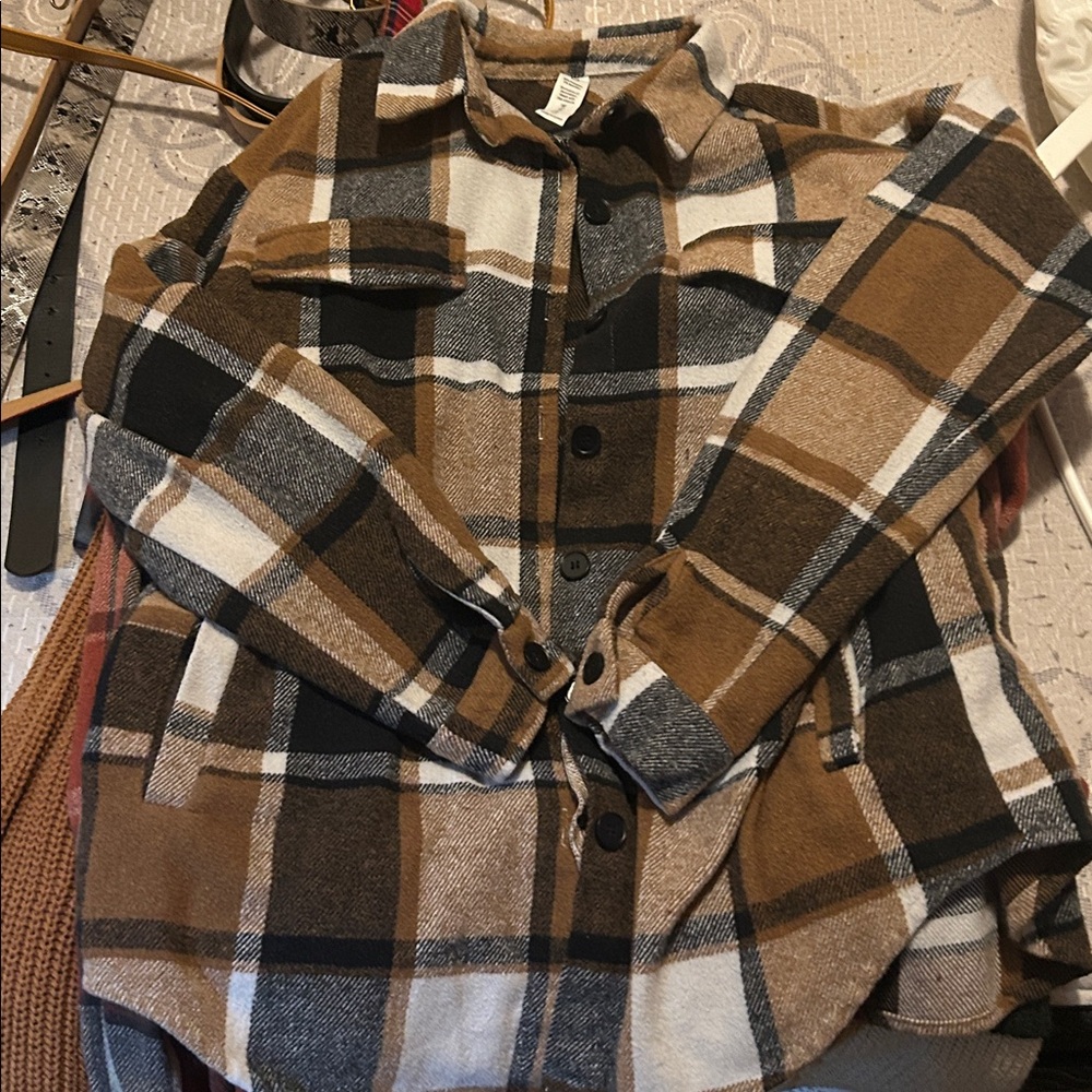 Flannel bundle - Picture 4 of 6